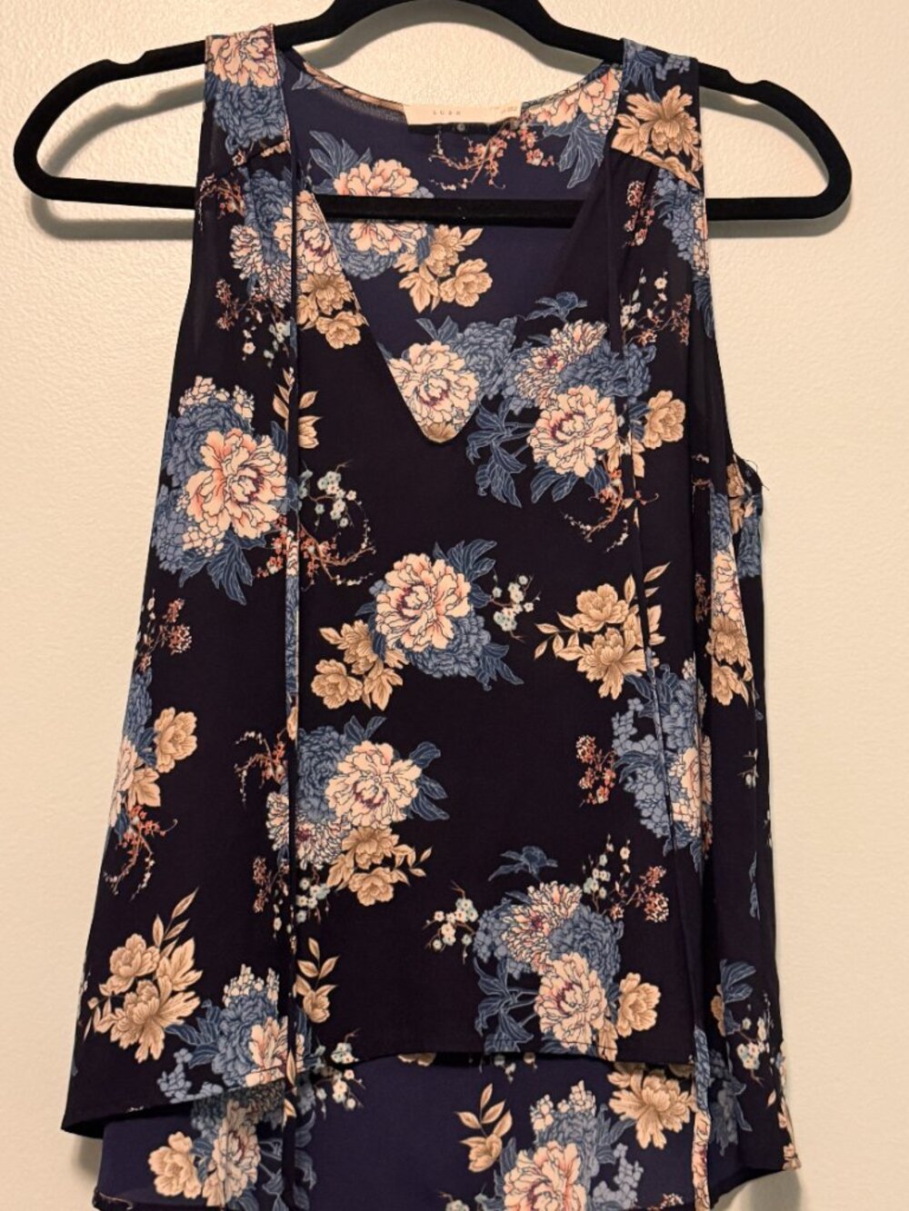 Lush Floral Sleeveless Chiffon Blouse – Size XS - JK0463